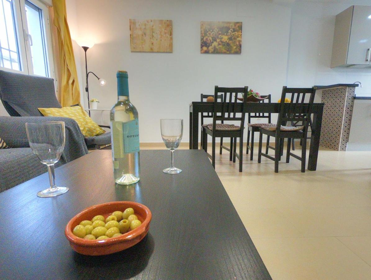 Noria Is A Comfortable Apartment With Patio And Large Terrace In Conil Conil De La Frontera Exterior photo